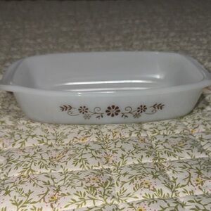 Vintage PYR-O-REY dynaware White Glass Baking Dish with Brown Floral Pattern